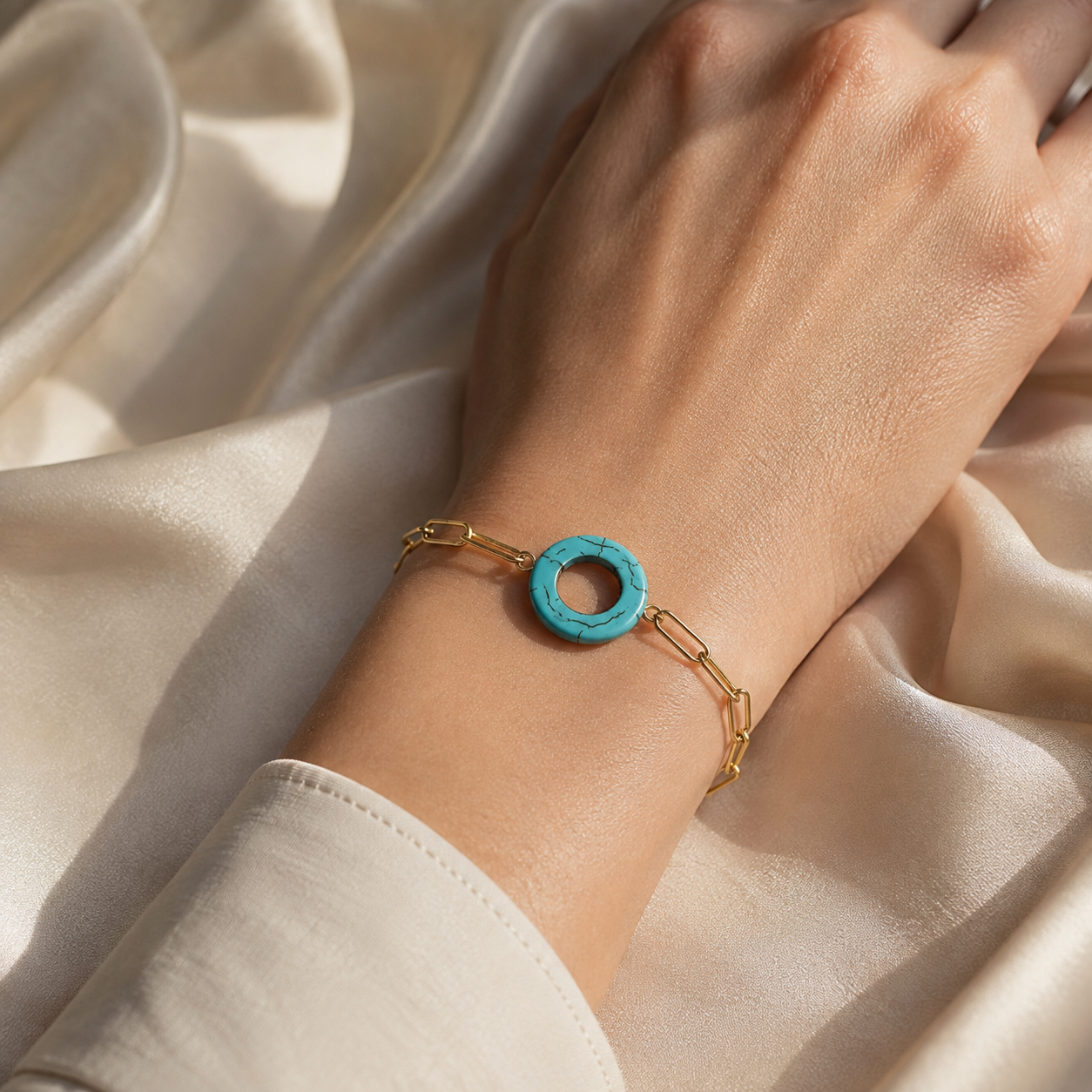 Turquoise Howlite Circle Bracelet