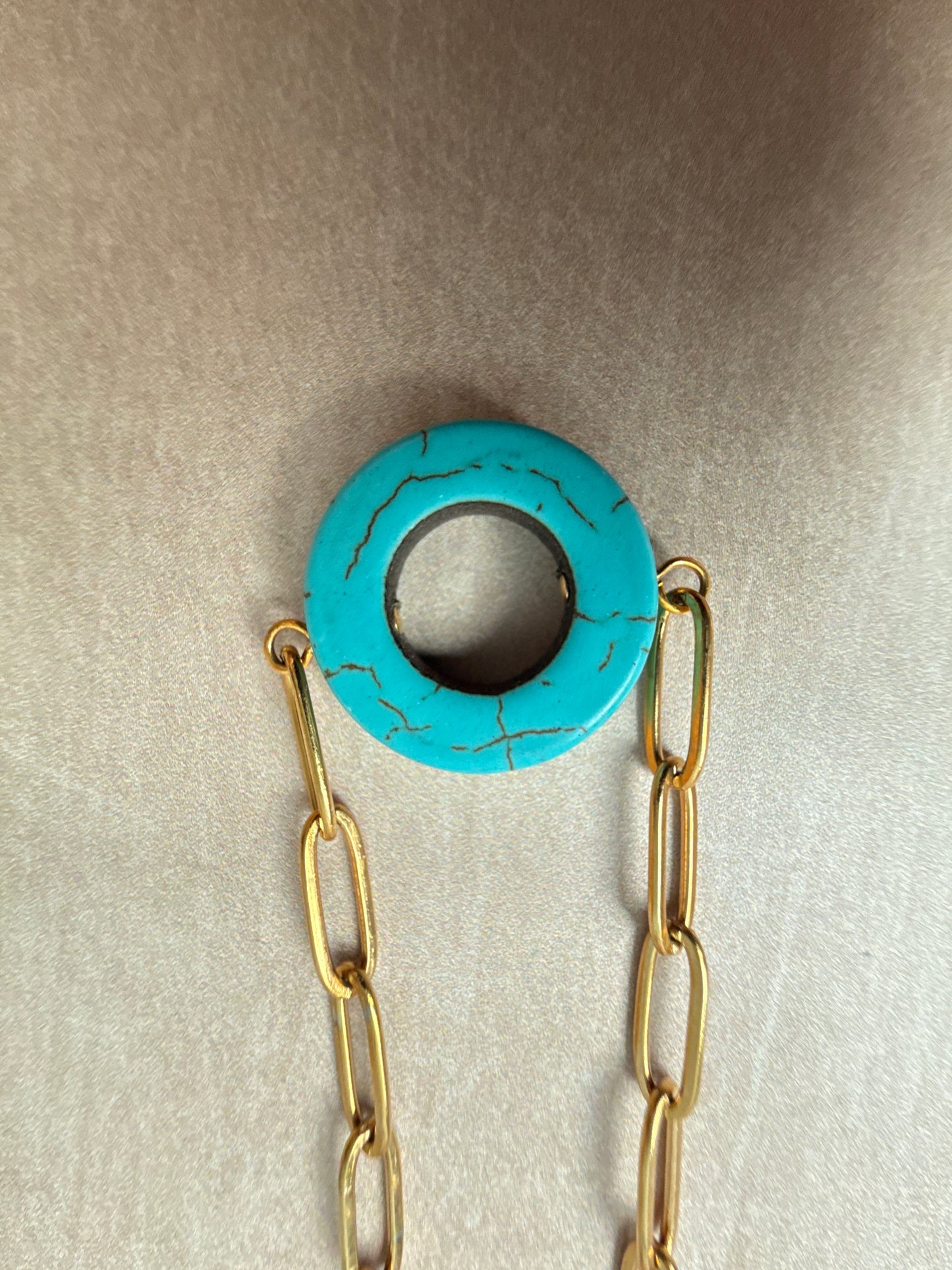 Turquoise Howlite Circle Bracelet